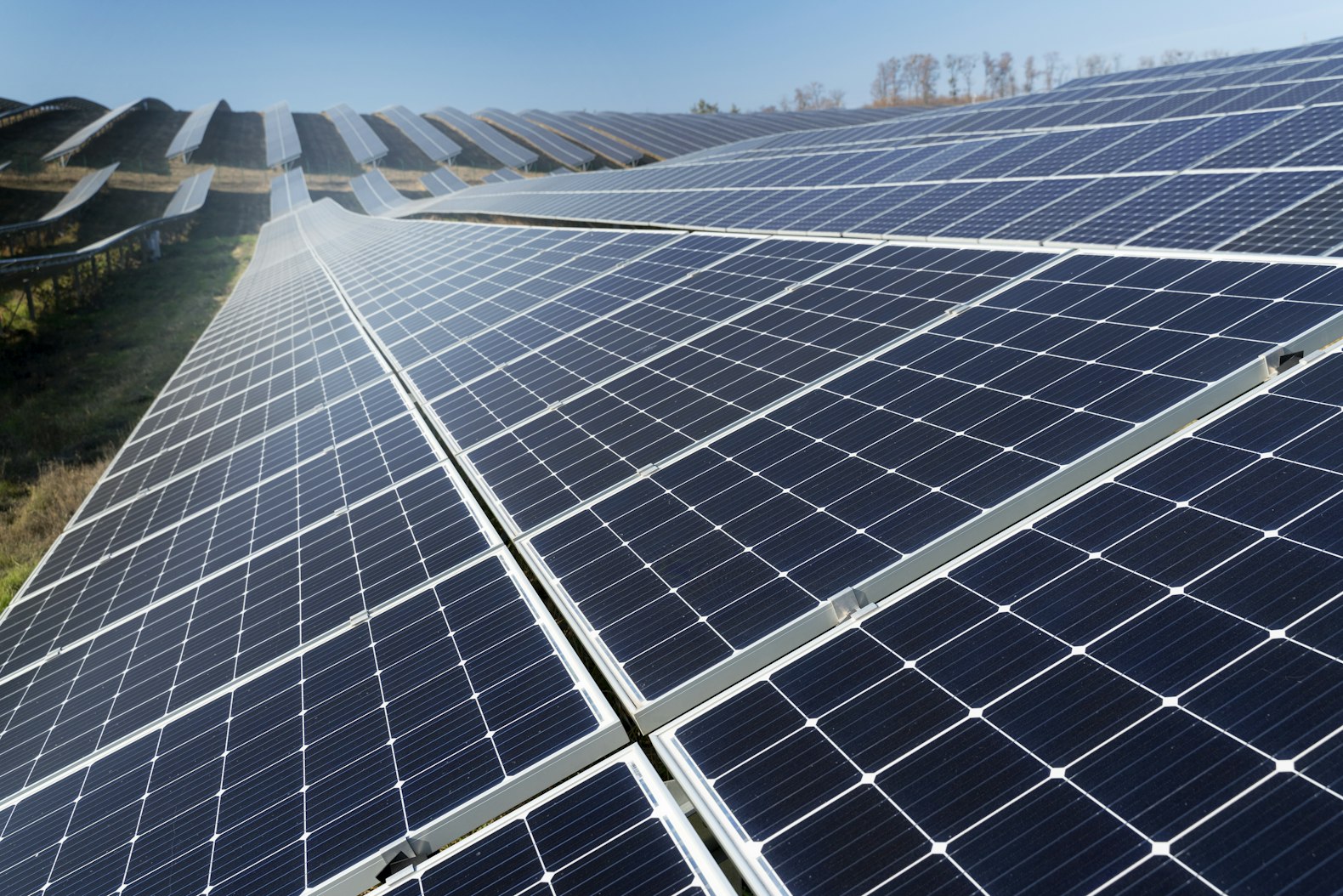 A utility scale solar developer's guide to solar interconnection for maximizing efficiency | Webinar