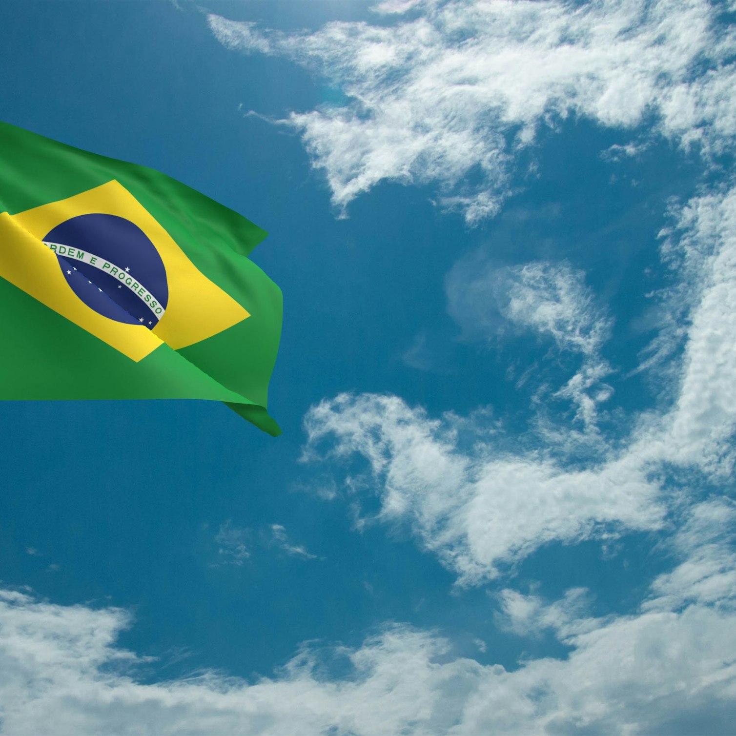 Centralized vs. distributed generation: the balance of Brazil’s solar future