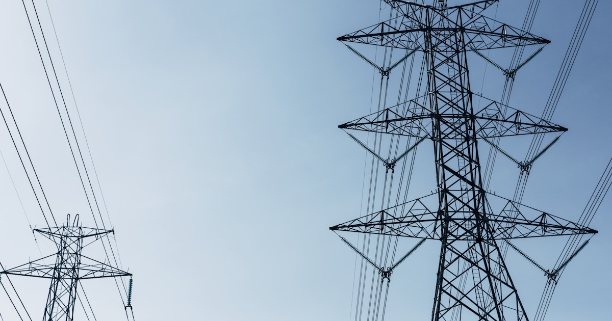 A panoramic overview of the overhead power line — RatedPower