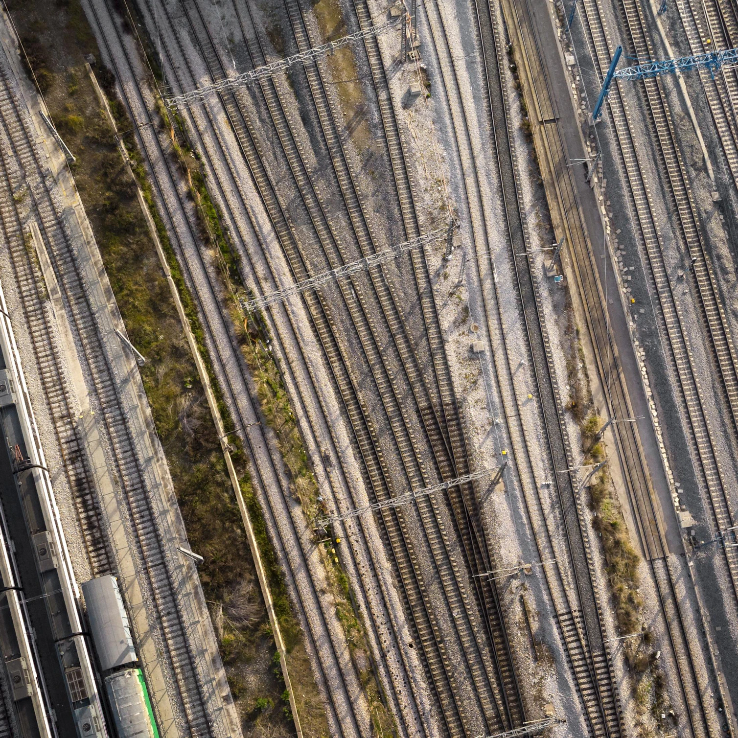 Photovoltaic and rail transportation: Is it the future, or a failure waiting to happen?