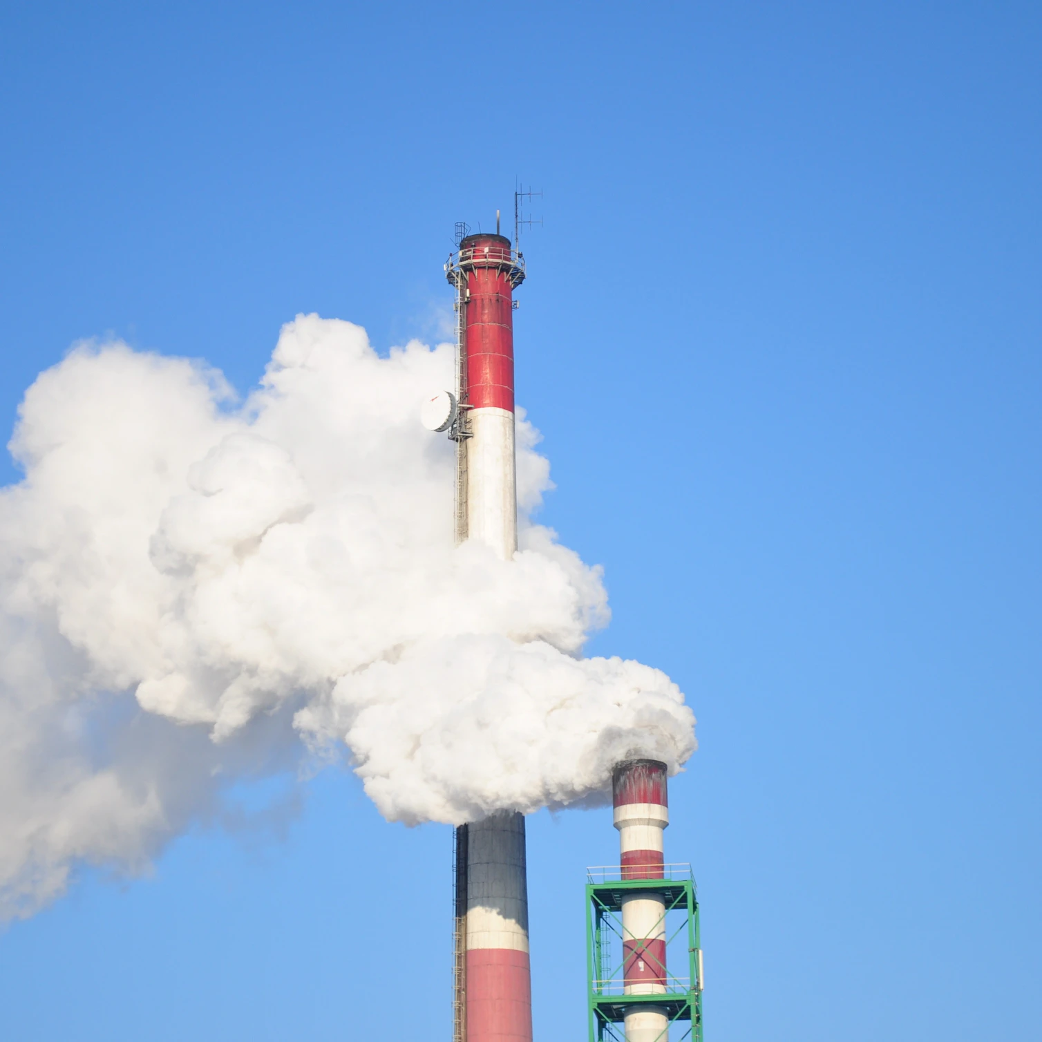 How are oil & gas companies transitioning to renewables?