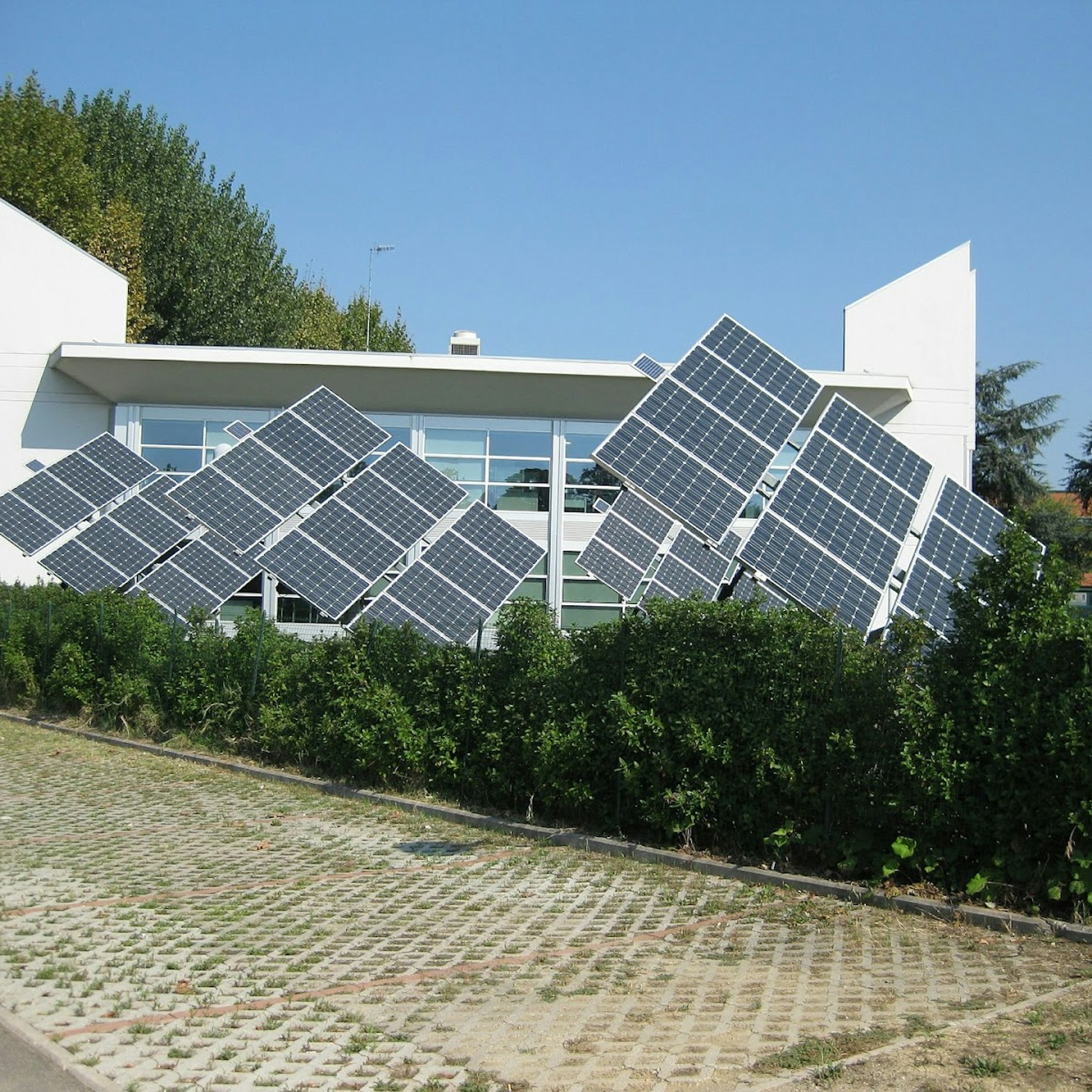 The importance of off-grid solar projects and how they’re impacting communities around the globe