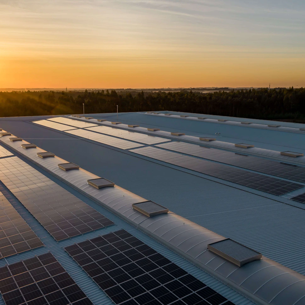 Solar engineers: What do they do and how to train to become one
