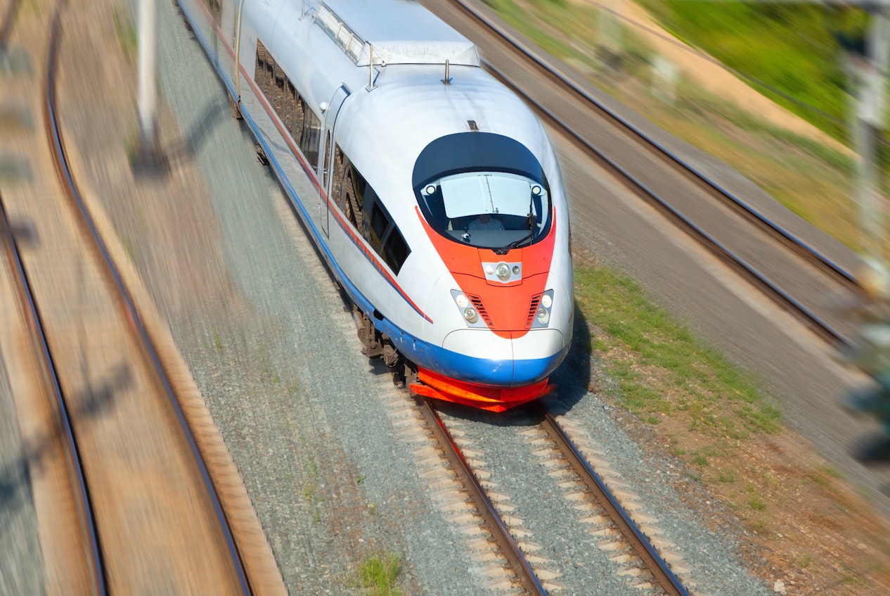 high-speed-train-motion