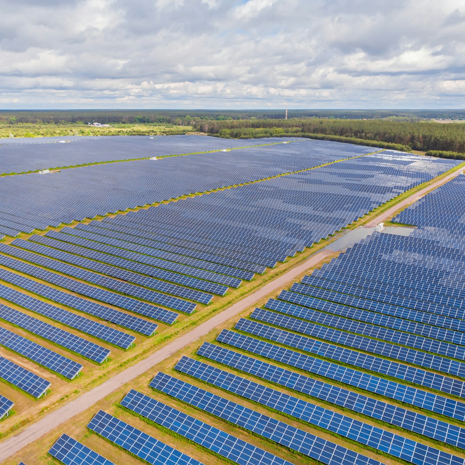 utility-scale-solar-plant