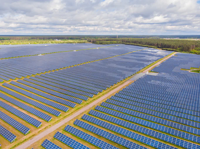 utility-scale-solar-plant