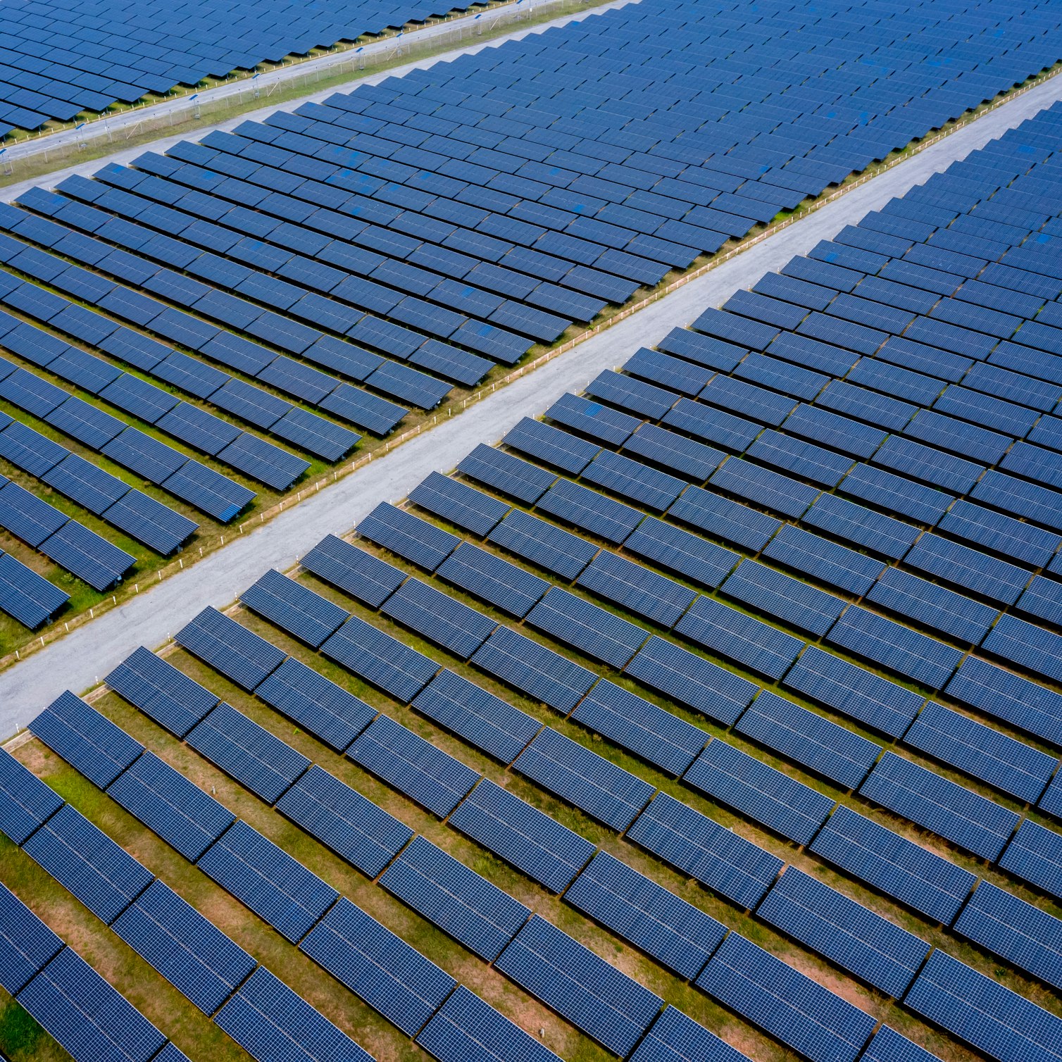 utility-scale-solar-plant