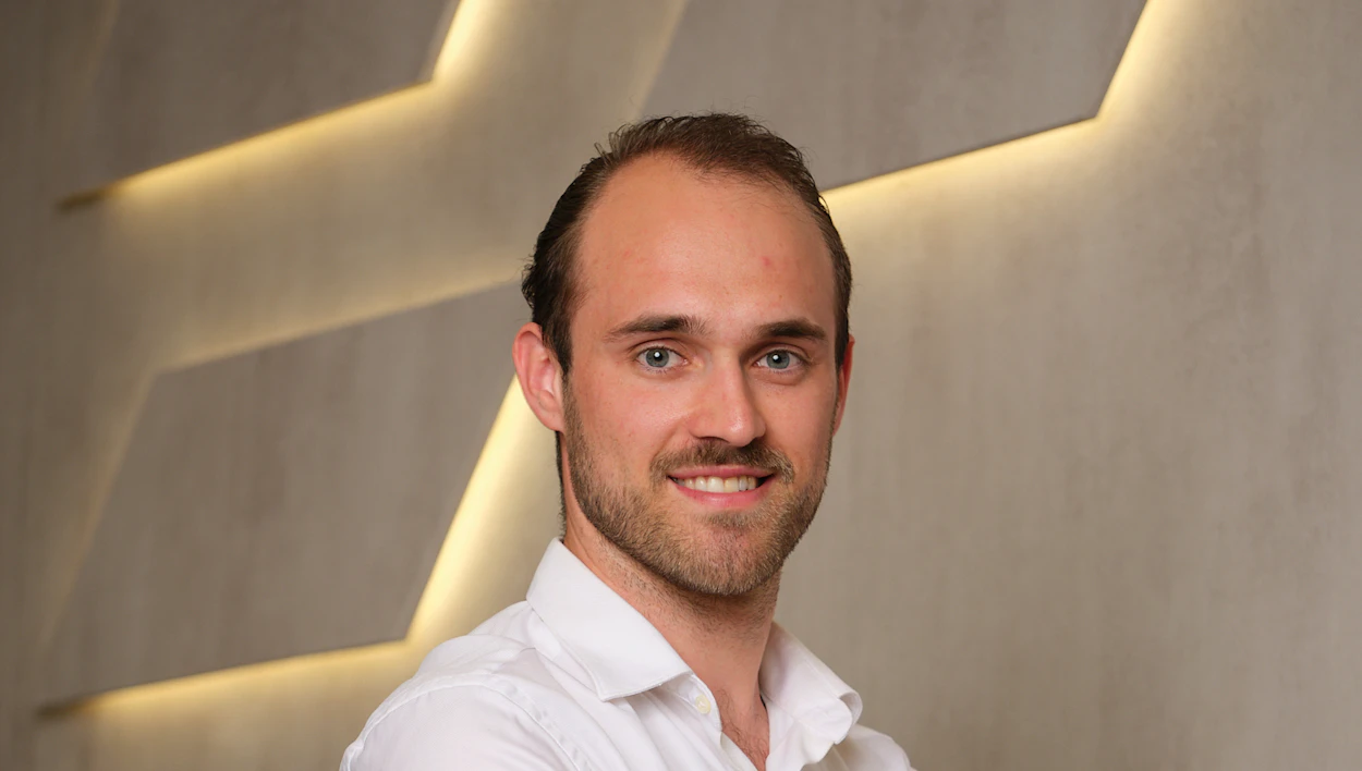 Julian Scheer